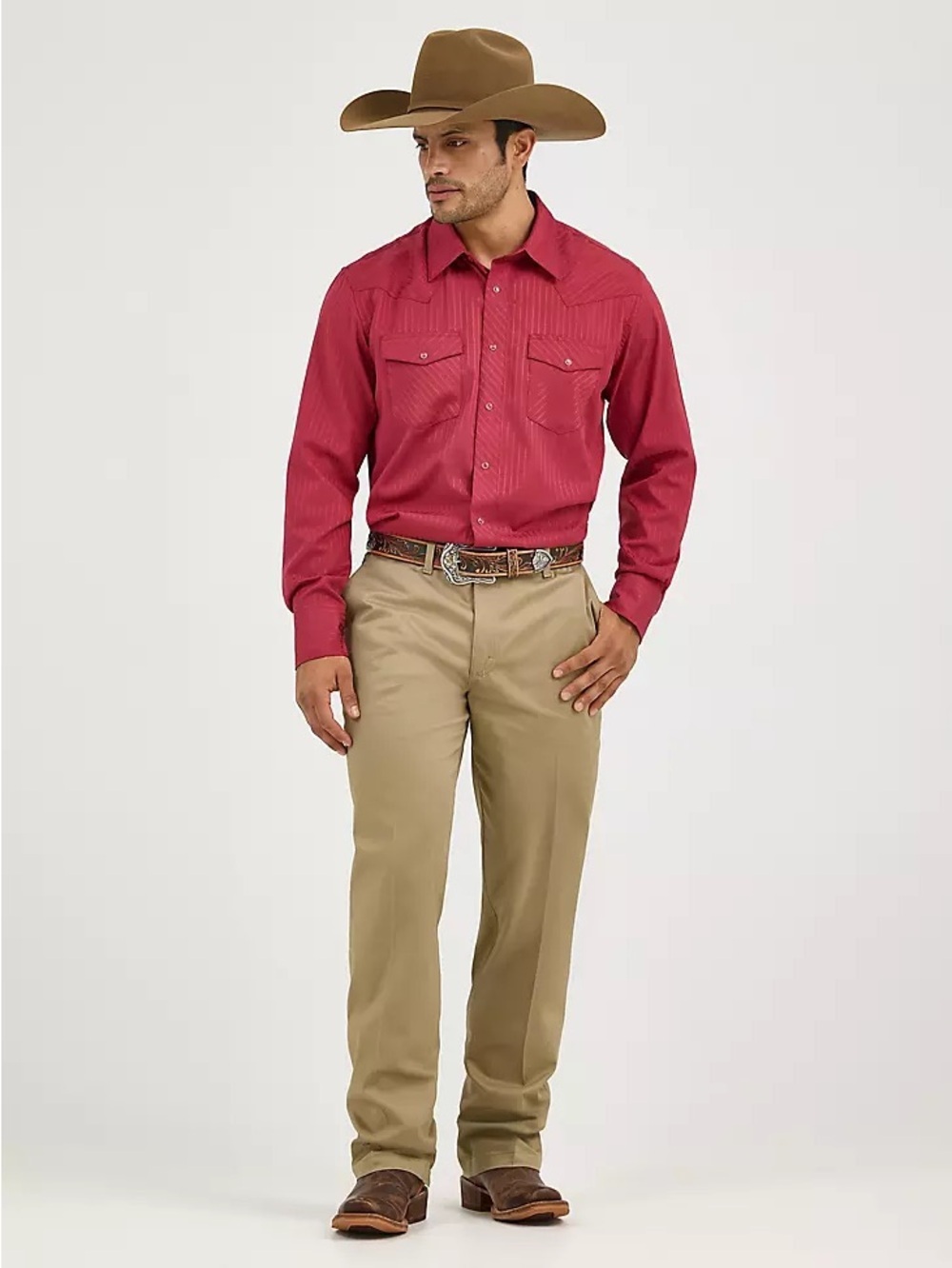 Wrangler Relaxed Khaki Chinos with Classic Straight Leg